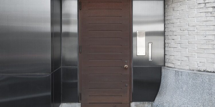 puertas blindadas vs acorazadas